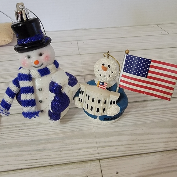 Lot of 9 different Christmas Ornaments Snoopy Snowmen Stars Sister Baseball - Picture 4 of 16